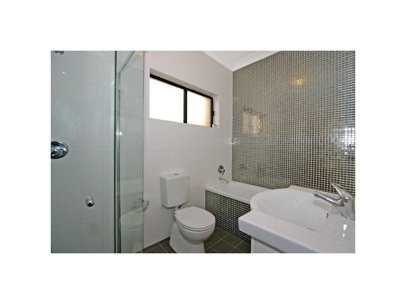 Osprey Drive, Illawong NSW 2234