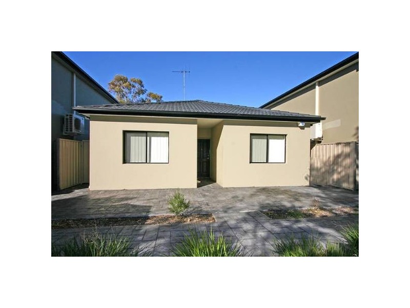 Osprey Drive, Illawong NSW 2234