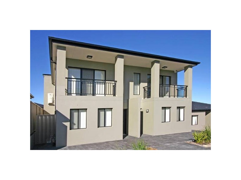Osprey Drive, Illawong NSW 2234