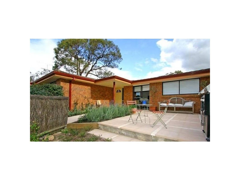 Binya Place, Como NSW 2226