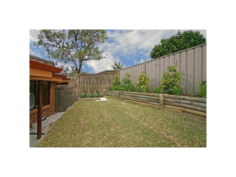 Binya Place, Como NSW 2226