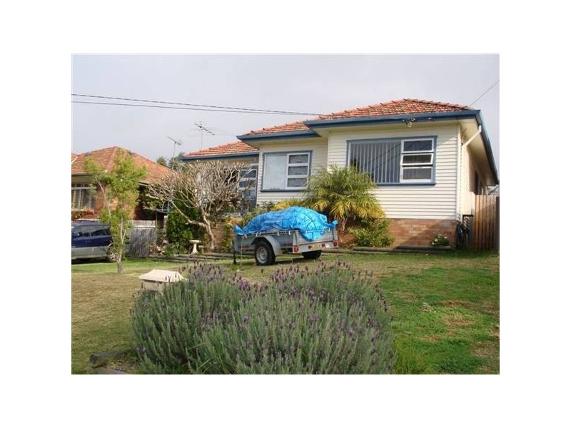 18 Logan Street, Loftus NSW 2232