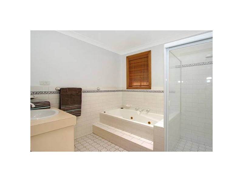 186 Washington Drive, Bonnet Bay NSW 2226