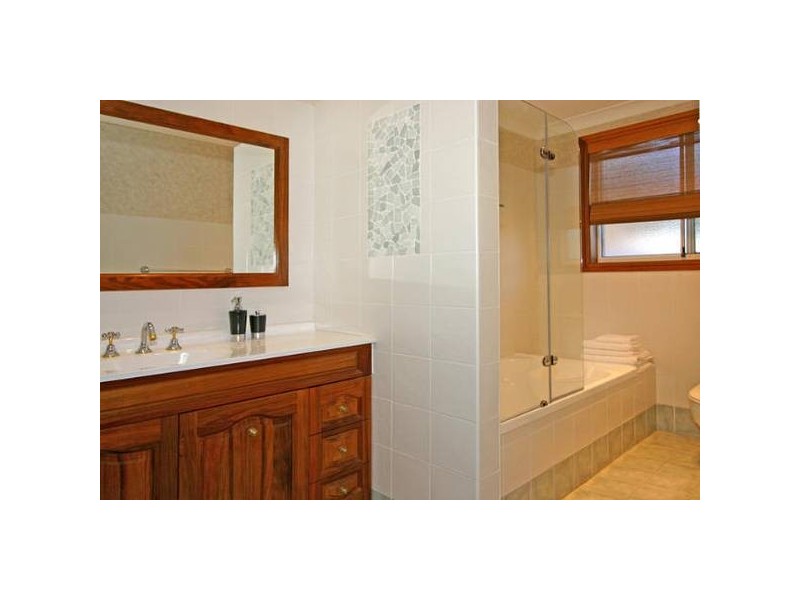 186 Washington Drive, Bonnet Bay NSW 2226