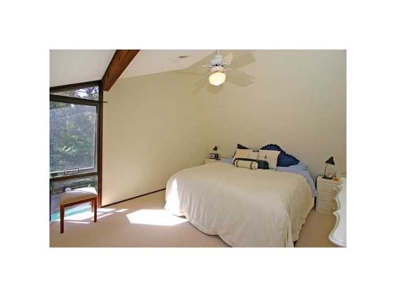 1 Geraldton Place, Yarrawarrah NSW 2233