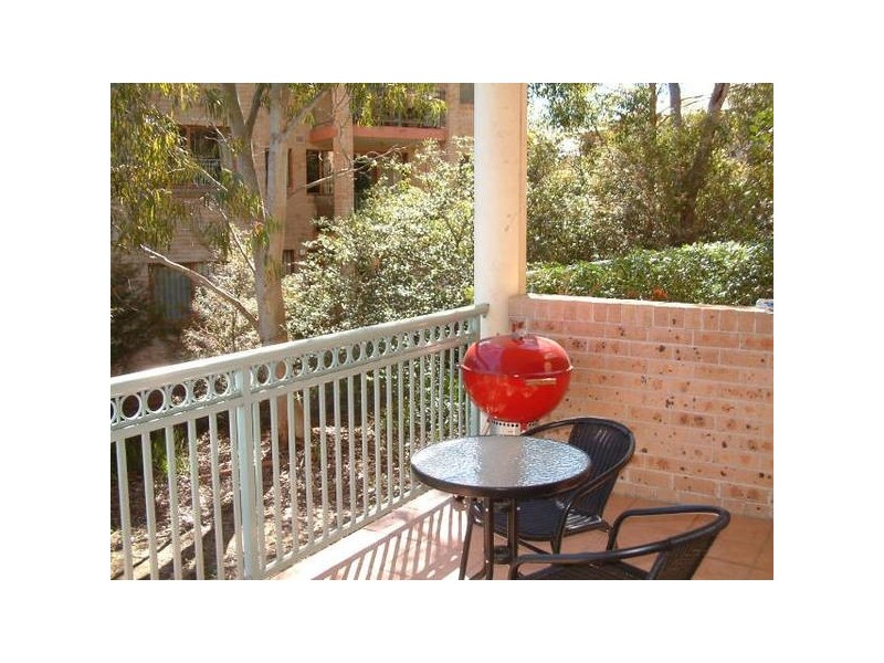 2/52 Linden Street, Sutherland NSW 2232