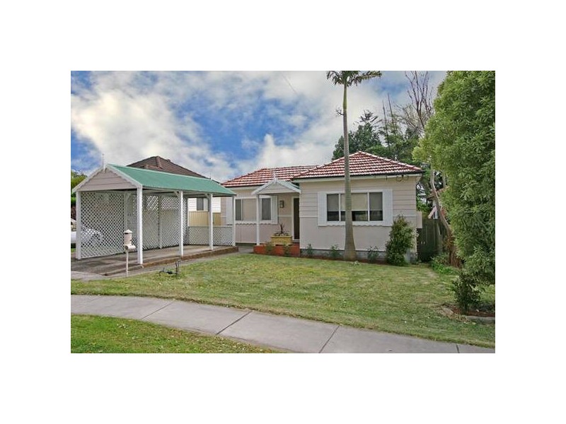 39 Yamba Road, Como NSW 2226