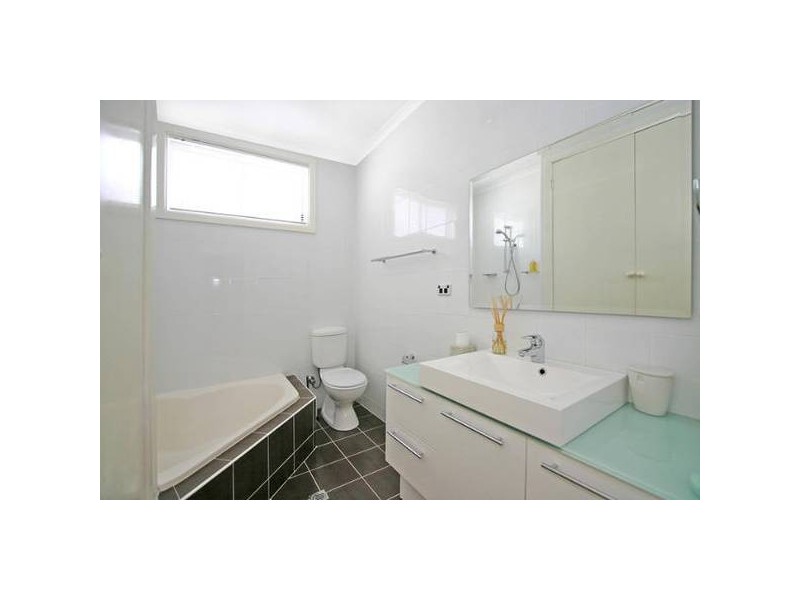 39 Yamba Road, Como NSW 2226