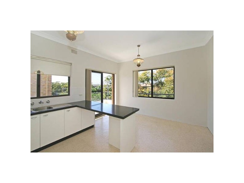 8/69 Parramatta Street, Cronulla NSW 2230