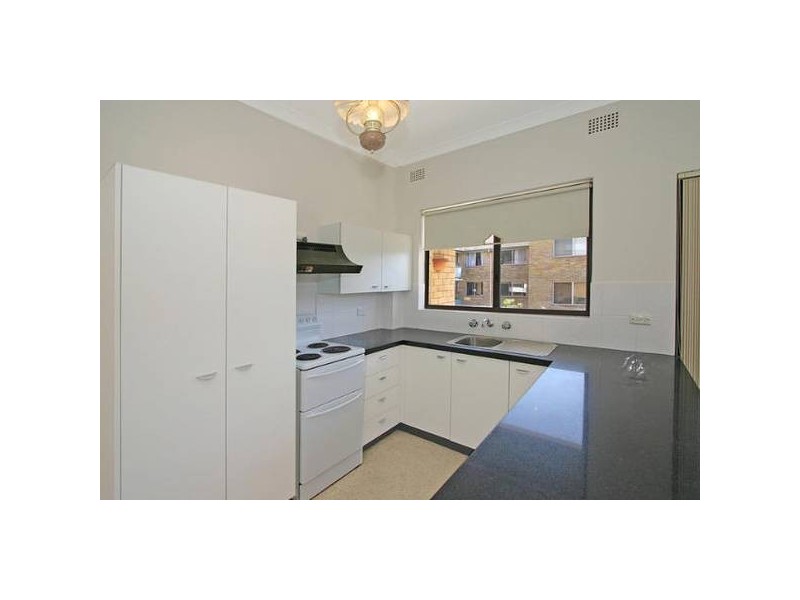 8/69 Parramatta Street, Cronulla NSW 2230