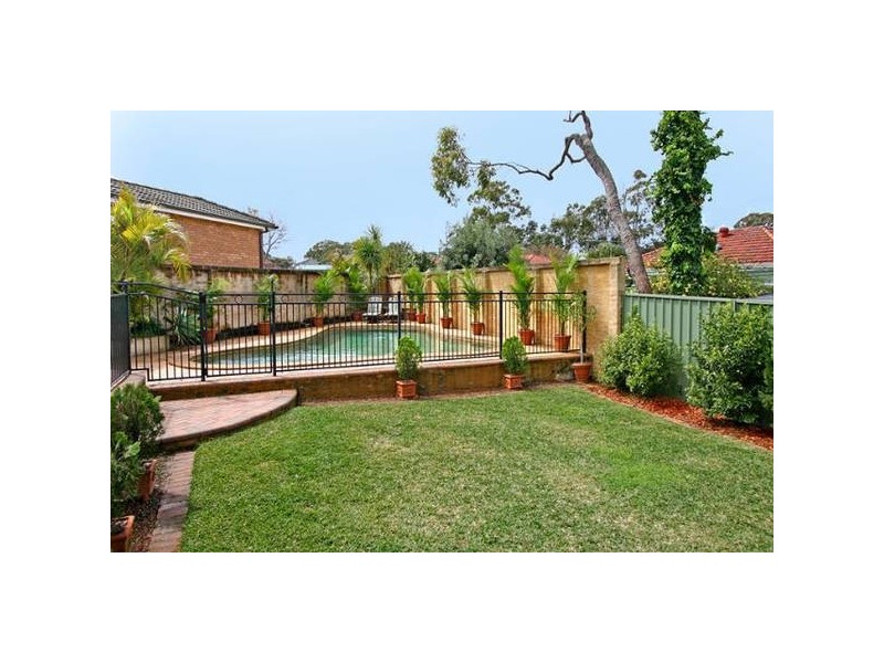 1 Borambil Place, Oyster Bay NSW 2225