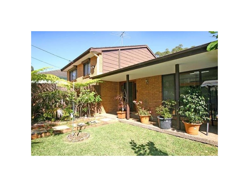 61 Oak Road, Kirrawee NSW 2232