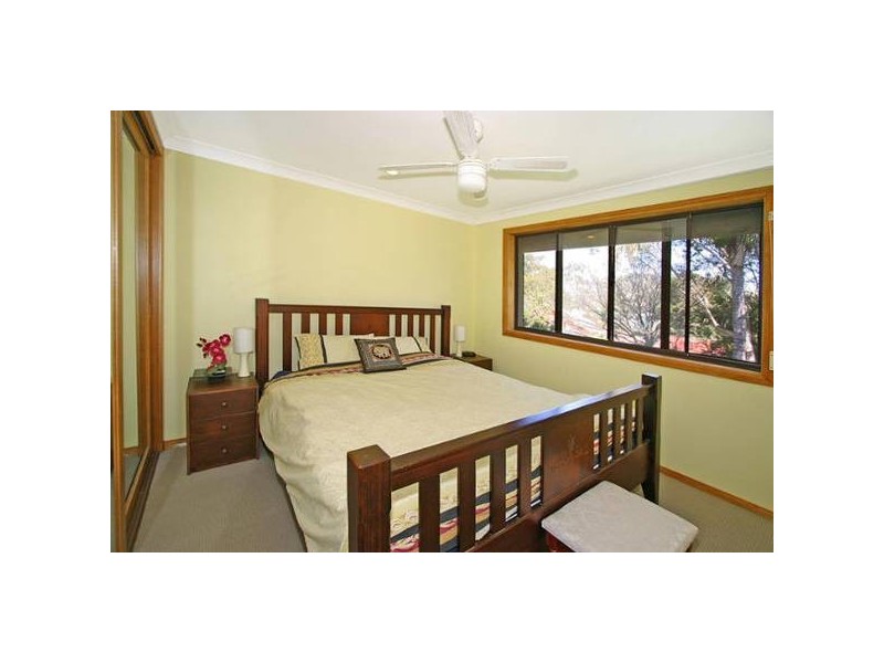 61 Oak Road, Kirrawee NSW 2232