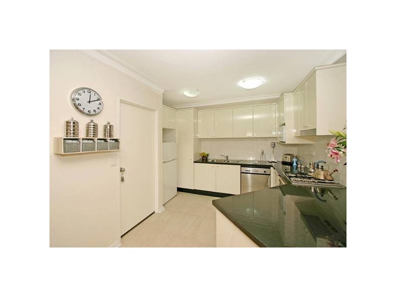 8A/2B Mowbray Street, Sylvania NSW 2224