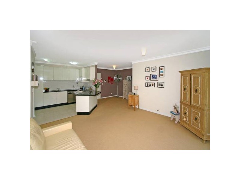 8A/2B Mowbray Street, Sylvania NSW 2224