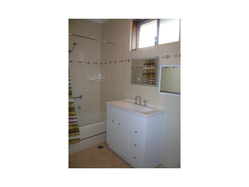 2 Oxley Avenue, Jannali NSW 2226