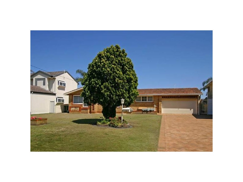 15 Hawkesbury Esplanade, Sylvania Waters NSW 2224