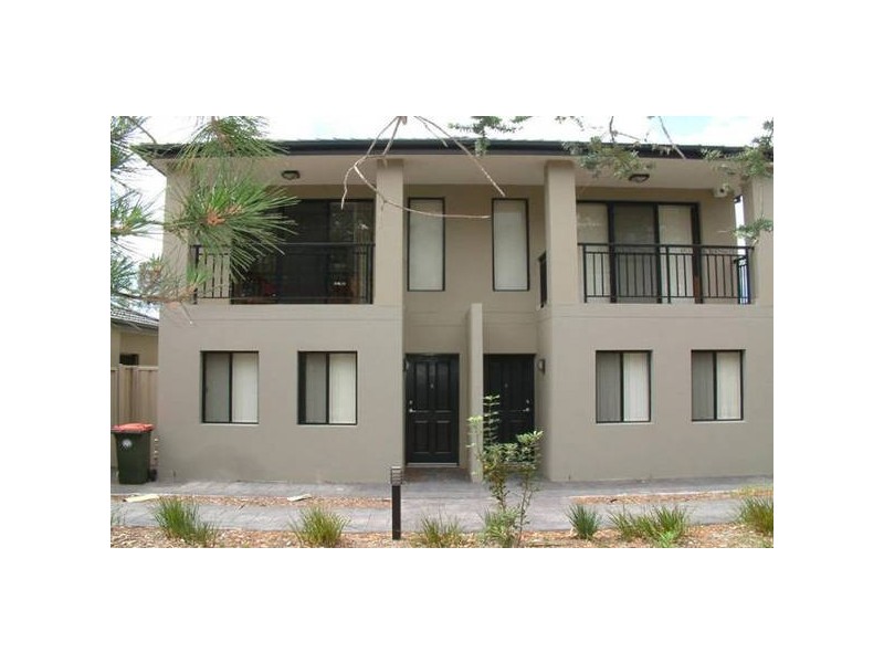 2/54 Osprey Drive, Illawong NSW 2234