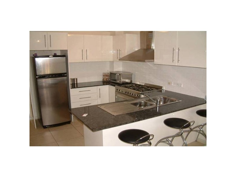 2/54 Osprey Drive, Illawong NSW 2234