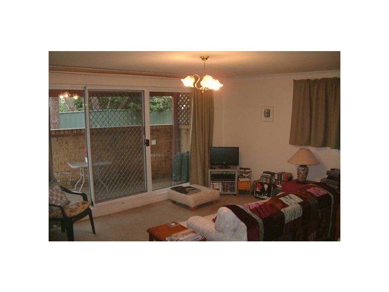 18/4 Railway Crescent, Jannali NSW 2226