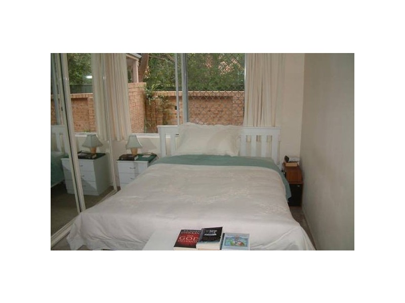 18/4 Railway Crescent, Jannali NSW 2226