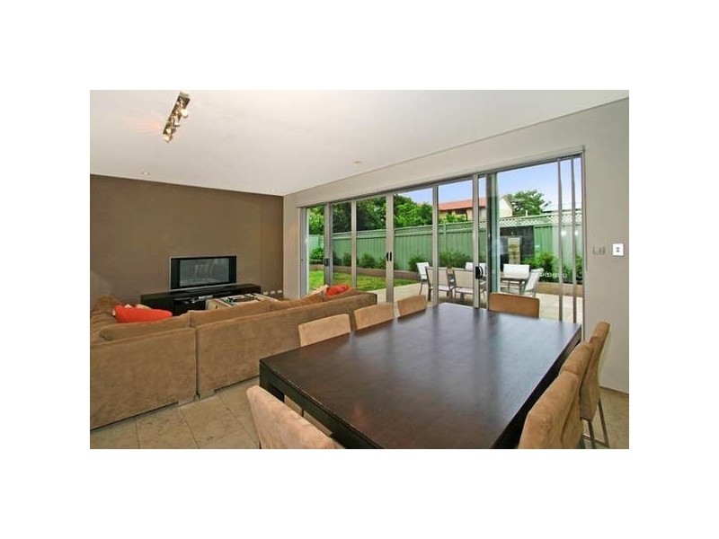138 Holt Road, Taren Point NSW 2229