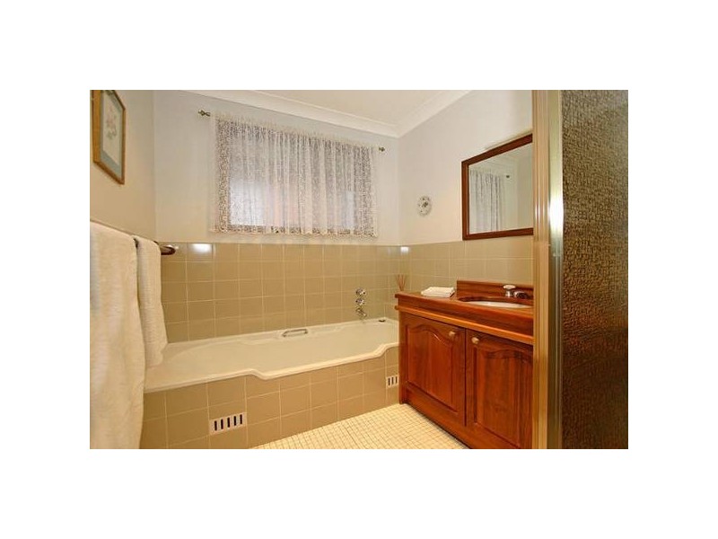 21 Araluen Place, Sutherland NSW 2232