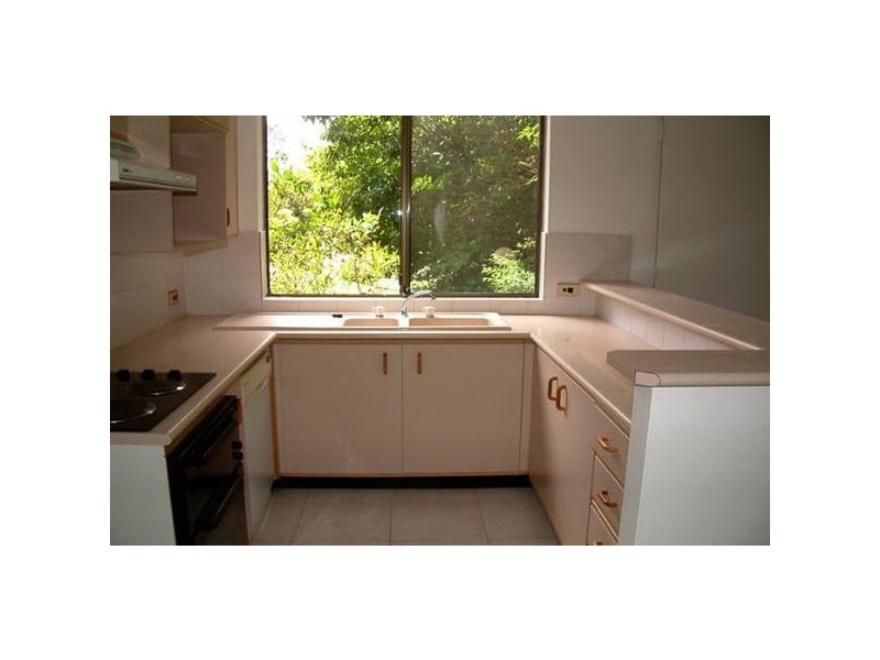 1/41 Bath Road, Kirrawee NSW 2232