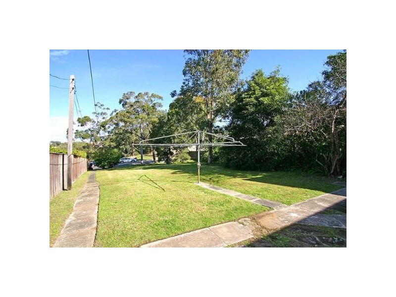 193 Garnet Road, Kirrawee NSW 2232