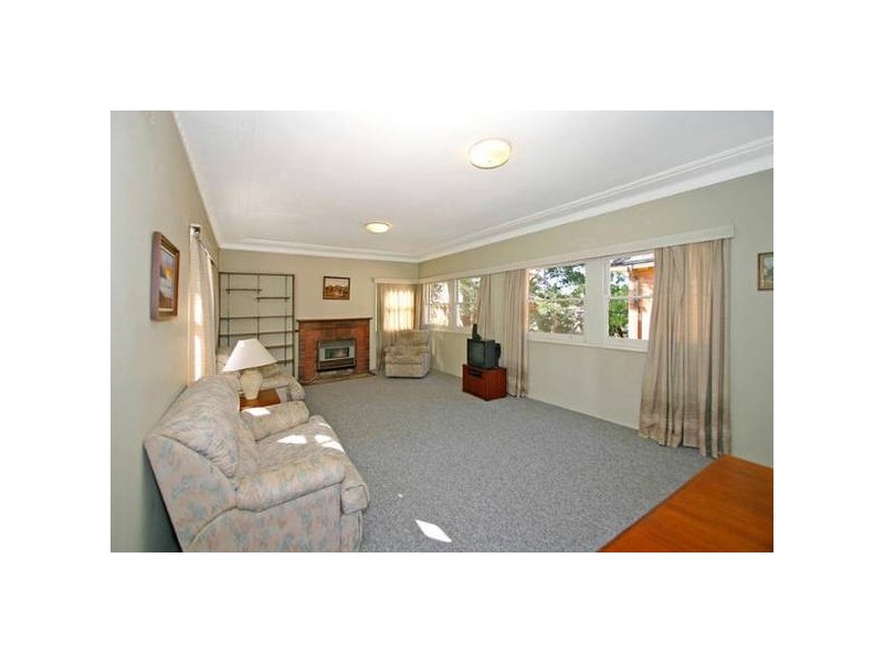 193 Garnet Road, Kirrawee NSW 2232