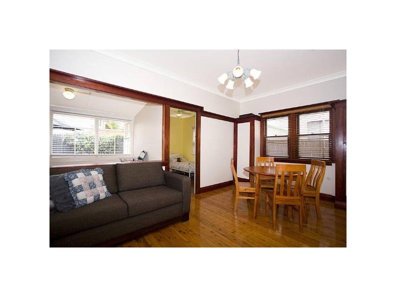 41 Wolger Street, Como NSW 2226