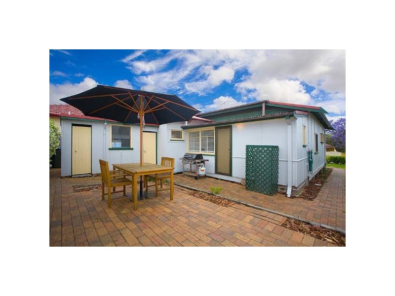 41 Wolger Street, Como NSW 2226