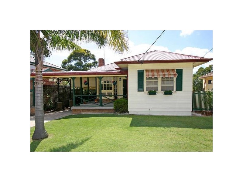 44 Eighth Avenue, Jannali NSW 2226