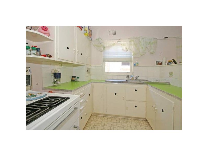 68 Wolger Street, Como NSW 2226