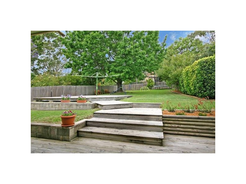 12 Warraba Street, Como NSW 2226