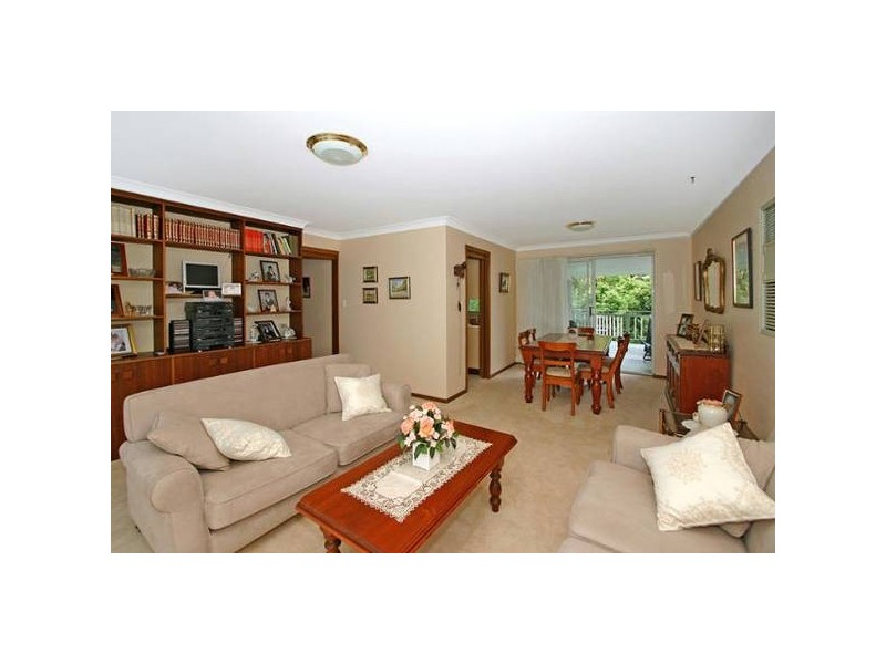 5 Kaloona Place, Kirrawee NSW 2232