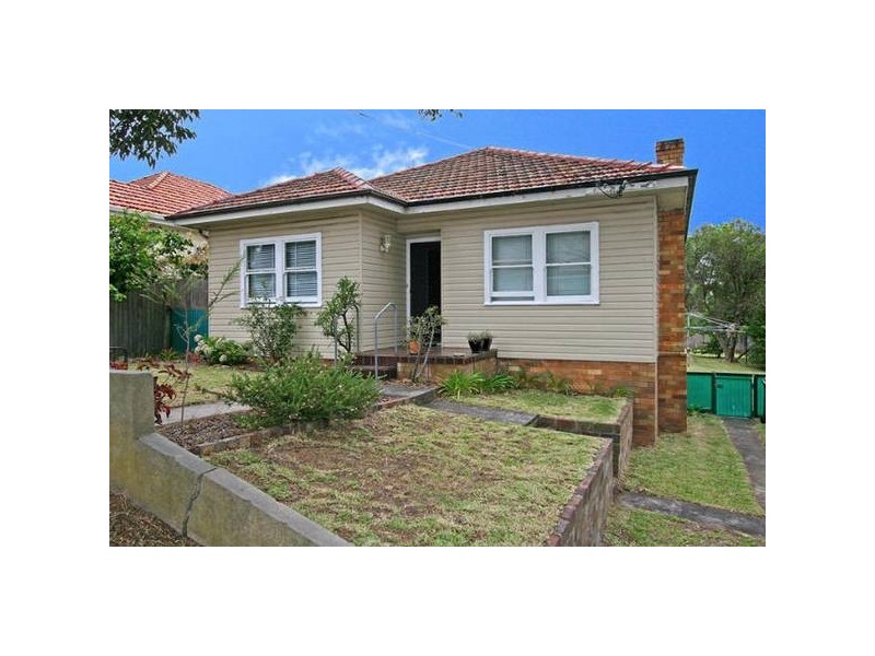5 Taplan Street, Como NSW 2226