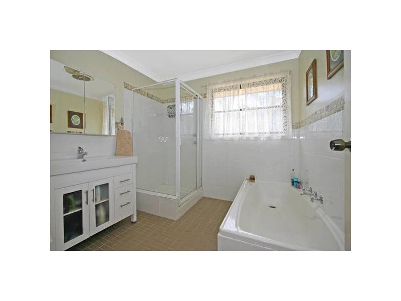 206 Washington Drive, Bonnet Bay NSW 2226