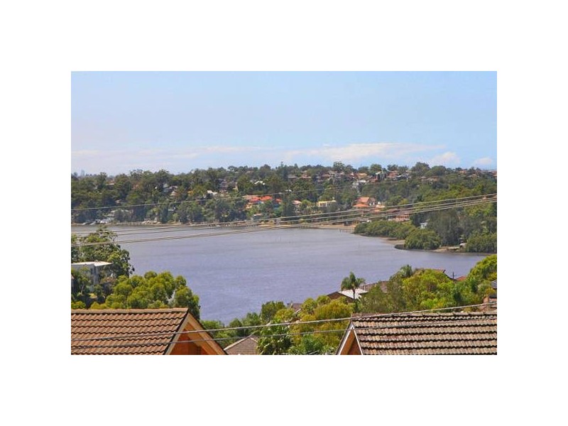 10 Struen Marie Street, Kareela NSW 2232