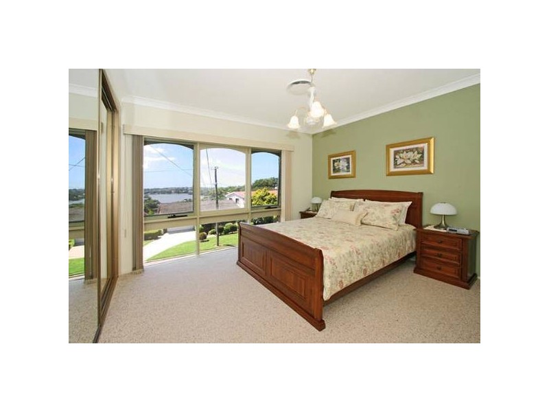 10 Struen Marie Street, Kareela NSW 2232