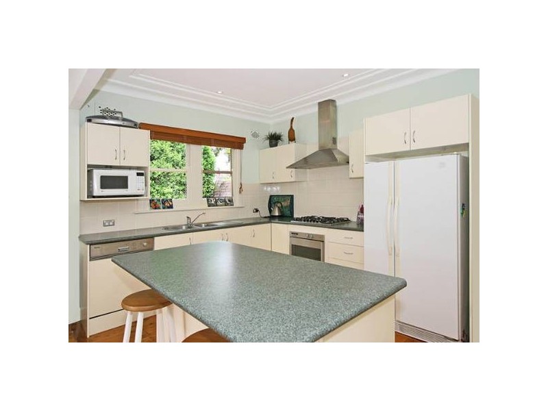 122 Wolger Street, Como NSW 2226