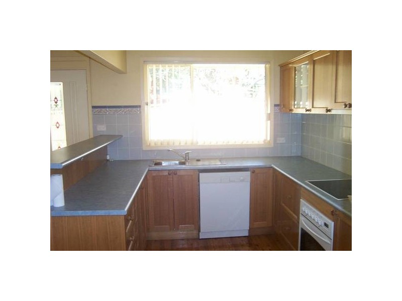 14 Mikarie Place, Kirrawee NSW 2232