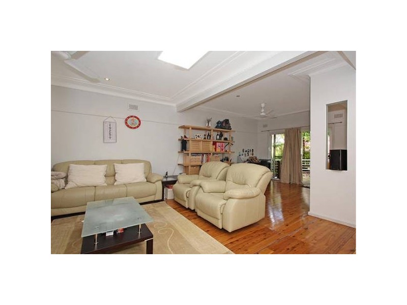 61 Merton Street, Sutherland NSW 2232