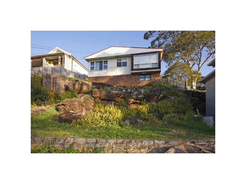 40 Central Avenue, Como NSW 2226