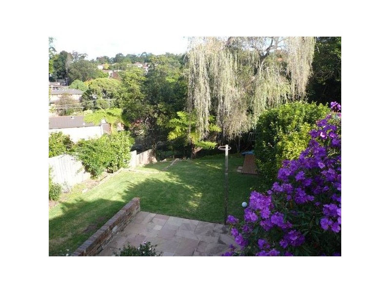 8 Inelgah Road, Como NSW 2226