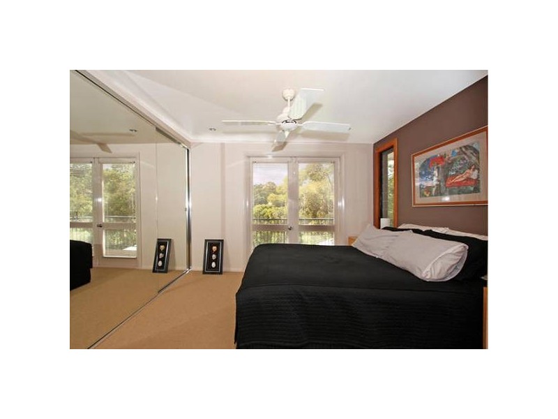 18 Upper Washington Drive, Bonnet Bay NSW 2226