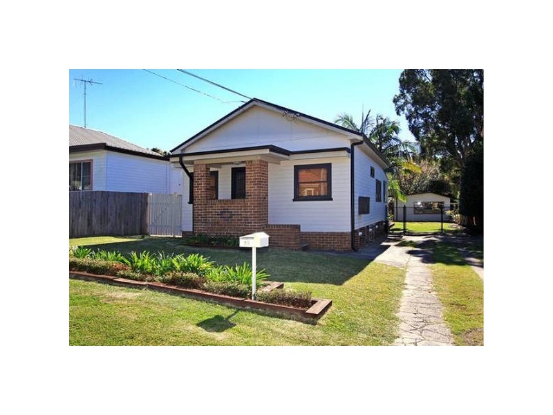 23 Gailes Street, Sutherland NSW 2232