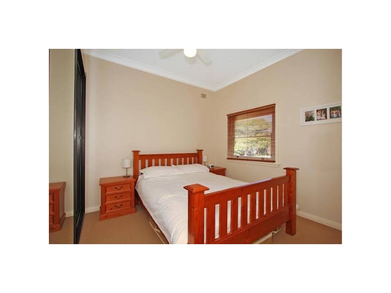 23 Gailes Street, Sutherland NSW 2232