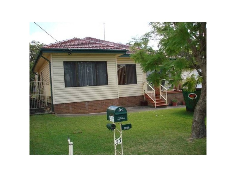 33 Sutherland Road, Jannali NSW 2226