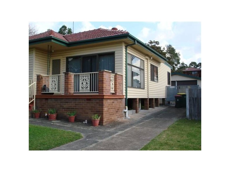 33 Sutherland Road, Jannali NSW 2226